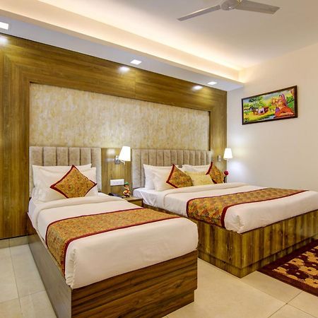 Hotel Deluxe Stay Inn - Near Delhi Airport 뉴델리 외부 사진