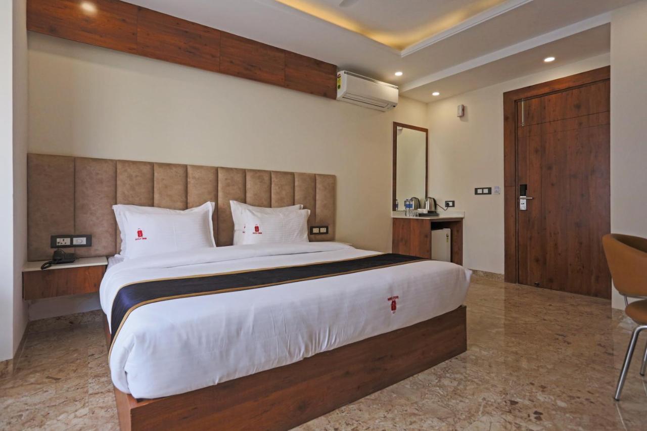 Hotel Deluxe Stay Inn - Near Delhi Airport 뉴델리 외부 사진