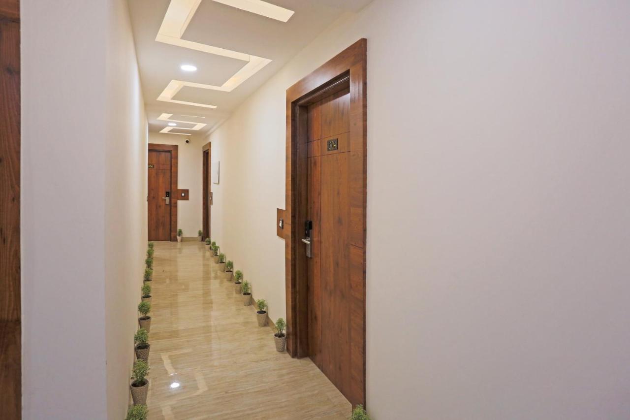Hotel Deluxe Stay Inn - Near Delhi Airport 뉴델리 외부 사진