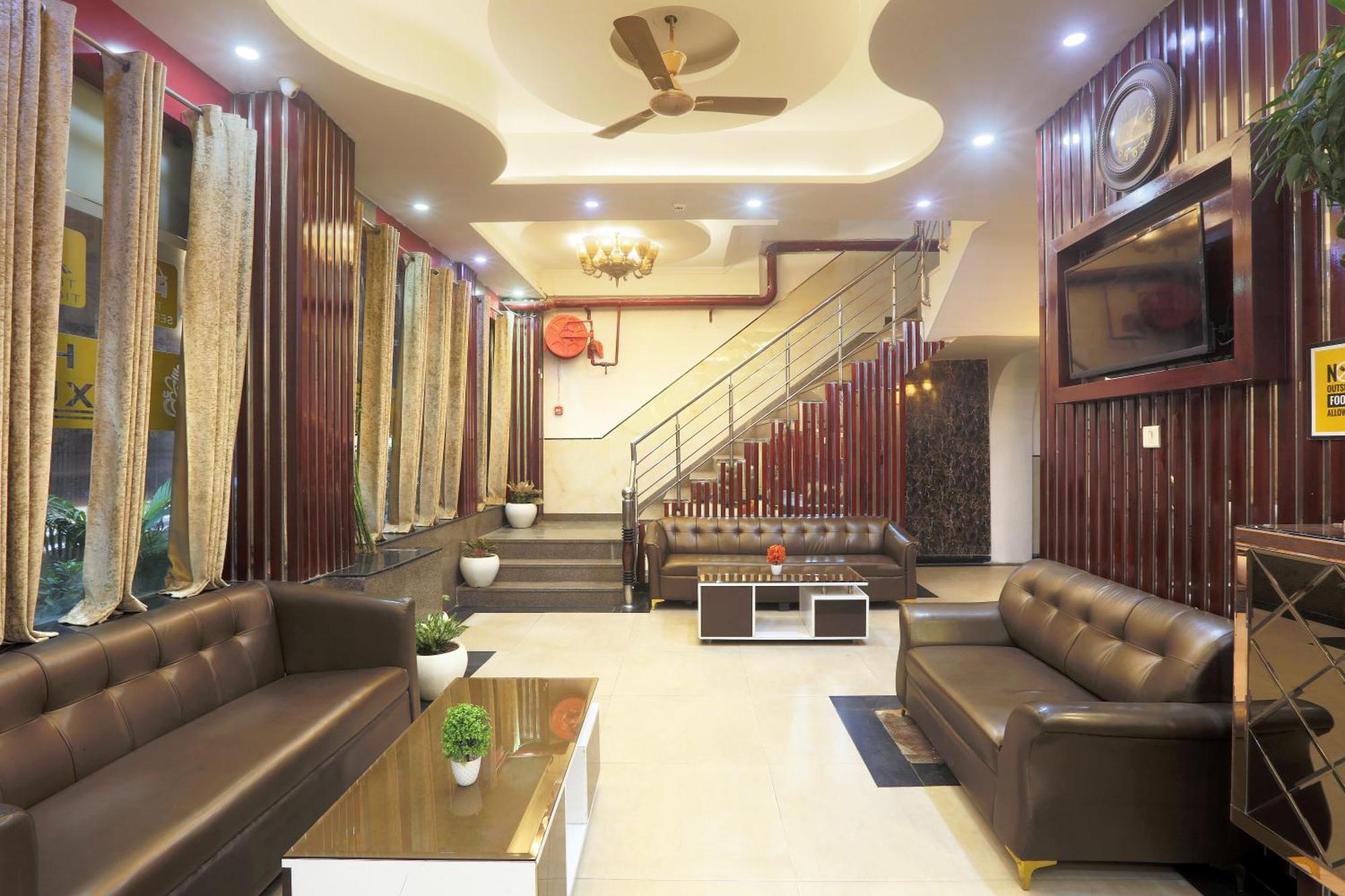 Hotel Deluxe Stay Inn - Near Delhi Airport 뉴델리 외부 사진