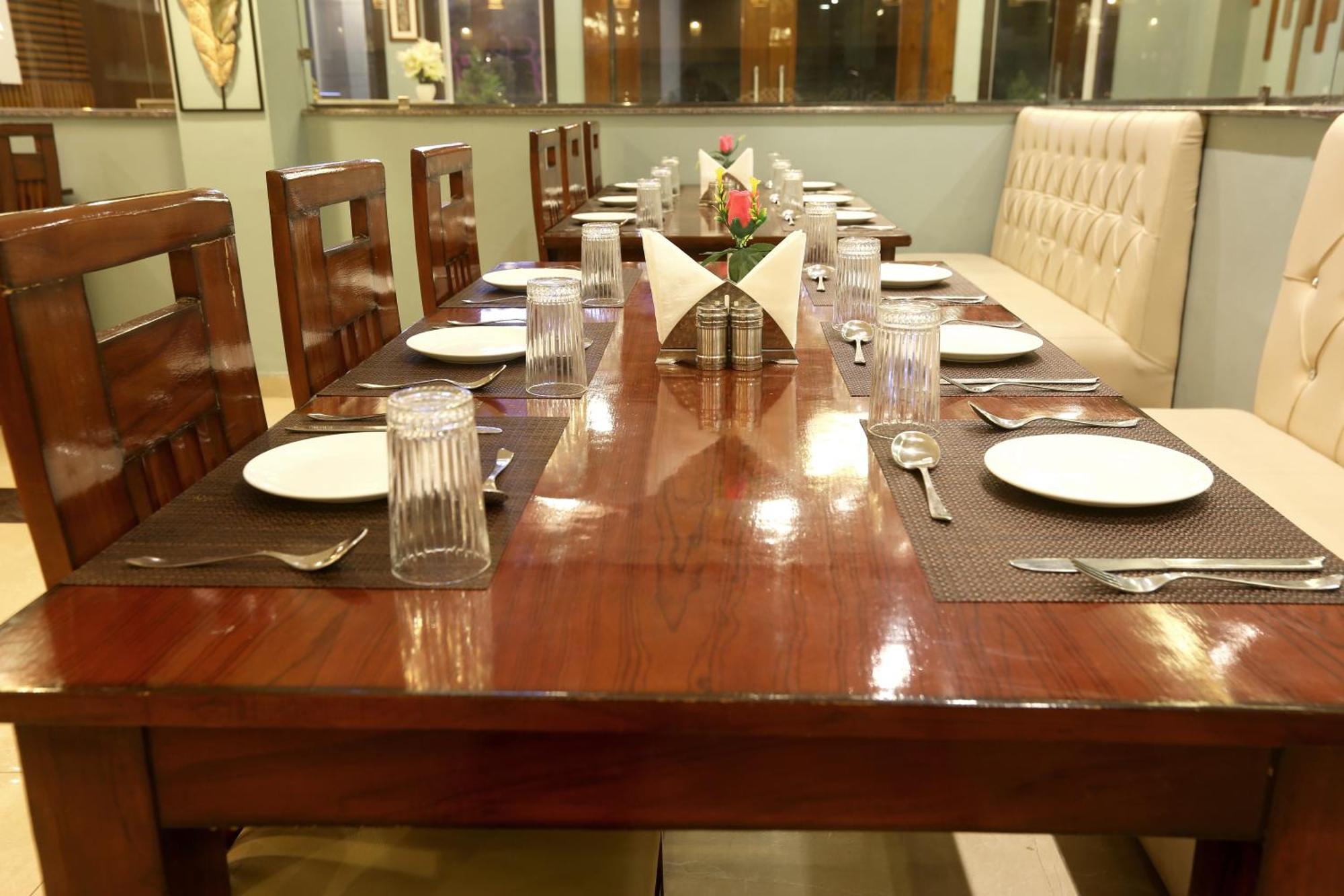 Hotel Deluxe Stay Inn - Near Delhi Airport 뉴델리 외부 사진